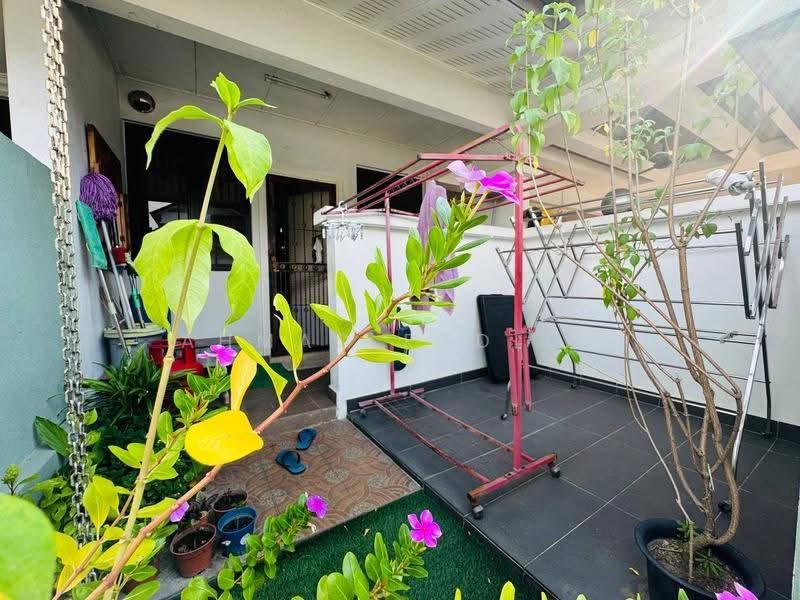 Rumah Berkembar untuk Dijual di Seksyen 24 (Shah Alam) - Ahmad Fadlee - PropertyGuru.com.my
