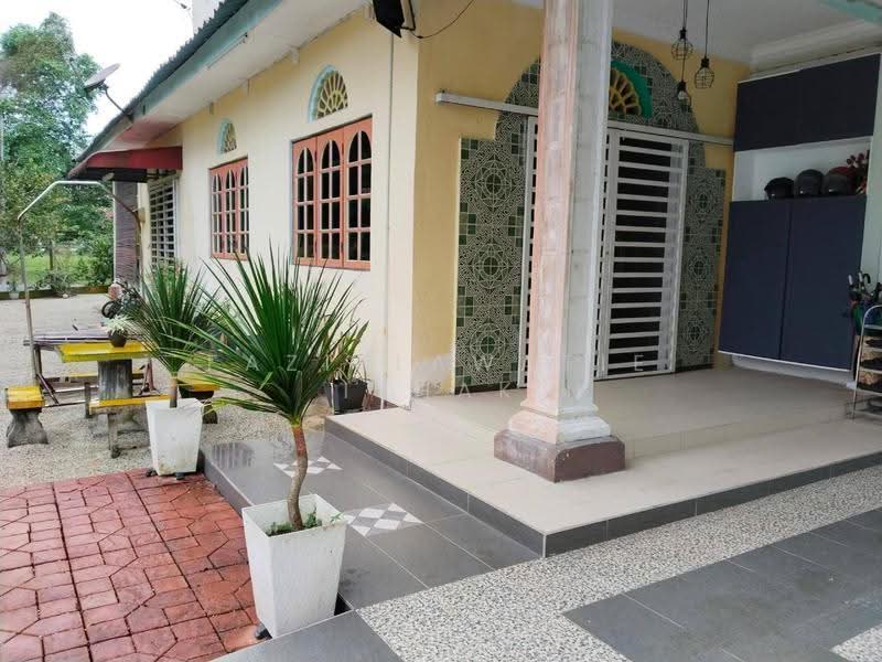 Bungalow House for Sale in Binjai (Terengganu) - Fazielawatie Ishak - Exterior - PropertyGuru.com.my