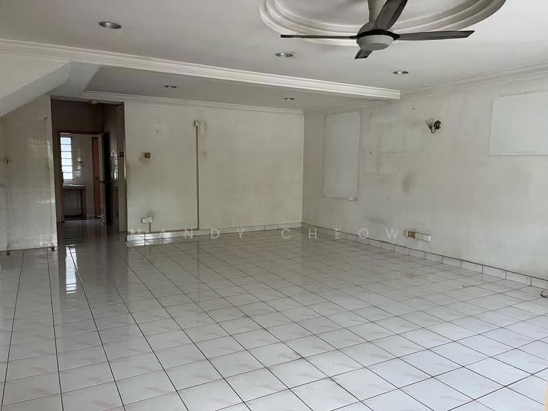 2-storey Terraced House for Sale in Taman Sri Putra Mas (Sungai Buloh) - Mandy Cheow - Living Room - PropertyGuru.com.my