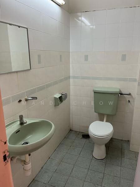 2-storey Terraced House for Sale in Taman Sri Putra Mas (Sungai Buloh) - Mandy Cheow - Bathroom - PropertyGuru.com.my