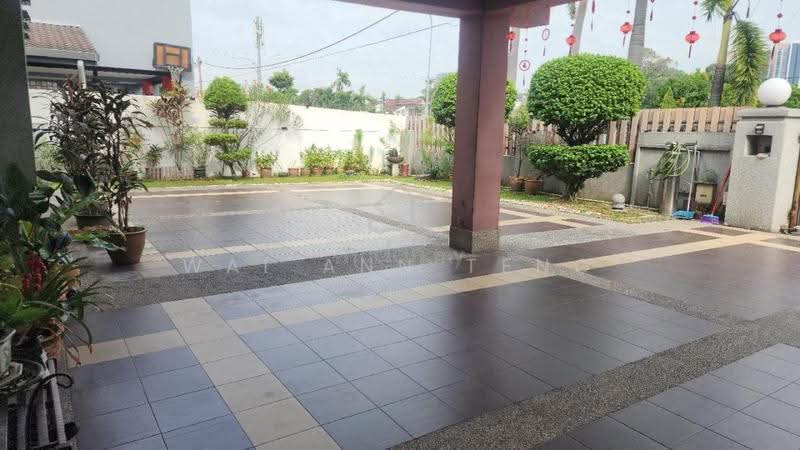 Semi-Detached House for Sale in Taman Gembira (Jalan Klang Lama (Old Klang Road)) - Wai Ann Teng - Exterior - PropertyGuru.com.my