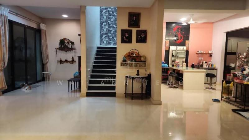 Semi-Detached House for Sale in Taman Gembira (Jalan Klang Lama (Old Klang Road)) - Wai Ann Teng - Living Room - PropertyGuru.com.my