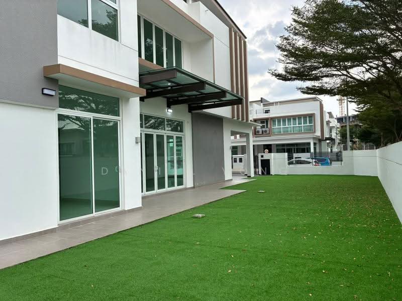 Semi-Detached House for Sale in Johor Bahru (Johor) - Daniel Yong - Exterior - PropertyGuru.com.my