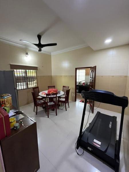 2-storey Terraced House for Sale in Taman Perepat Permai (Kapar) - KY Ang - PropertyGuru.com.my