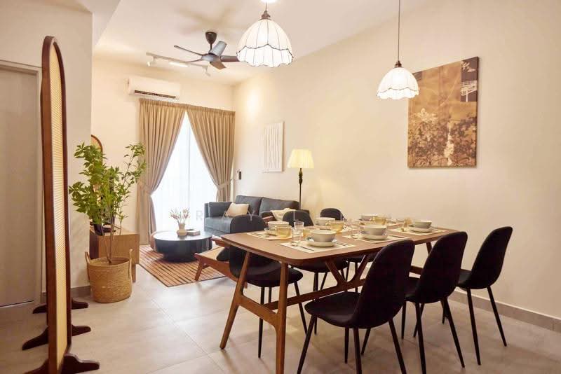 Kediaman Servis untuk Disewa di Sunsuria Forum - Ray Lee - Living Room - PropertyGuru.com.my