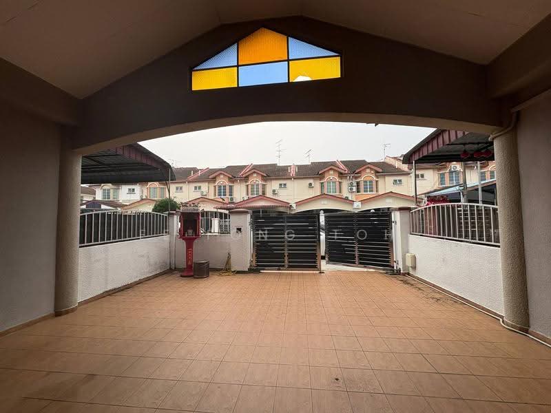 1-storey Terraced House for Sale in Taman Bestari Indah (Ulu Tiram) - Ee Fong Toh - PropertyGuru.com.my