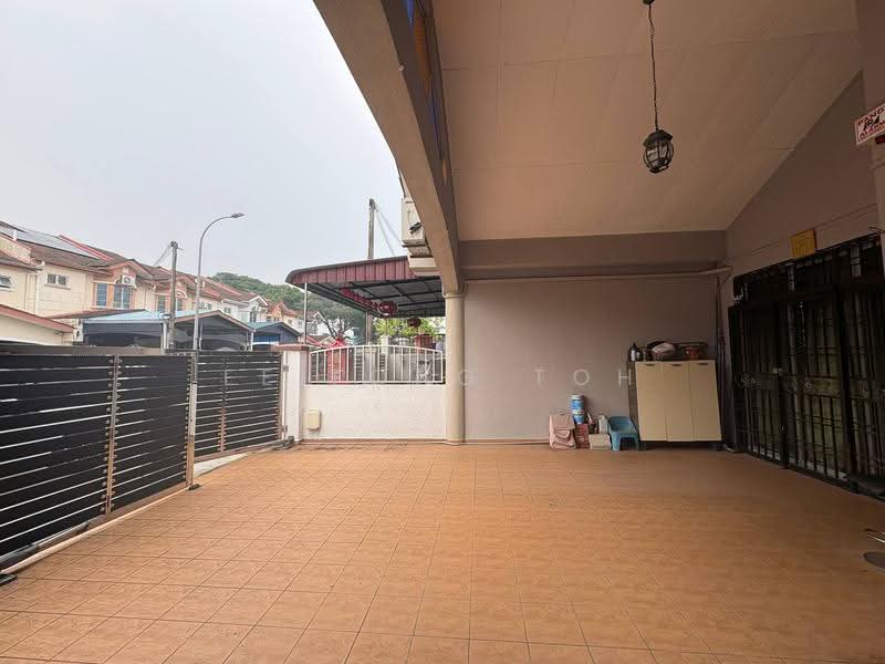 1-storey Terraced House for Sale in Taman Bestari Indah (Ulu Tiram) - Ee Fong Toh - PropertyGuru.com.my