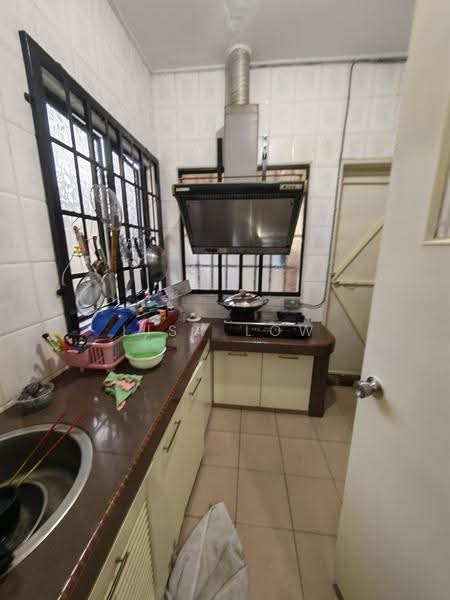 Rumah Teres 2-Tingkat untuk Disewa di Bandar Utama 10 (Bandar Utama) - Lisa Low - Kitchen - PropertyGuru.com.my