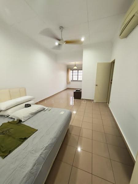 Rumah Teres 2-Tingkat untuk Disewa di Bandar Utama 10 (Bandar Utama) - Lisa Low - Bedroom - PropertyGuru.com.my