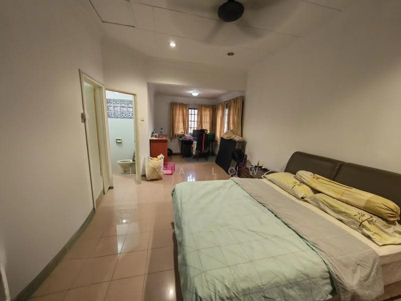 Rumah Teres 2-Tingkat untuk Disewa di Bandar Utama 10 (Bandar Utama) - Lisa Low - Bedroom - PropertyGuru.com.my