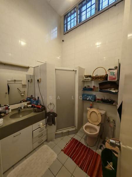 Rumah Teres 2-Tingkat untuk Disewa di Bandar Utama 10 (Bandar Utama) - Lisa Low - Bathroom - PropertyGuru.com.my
