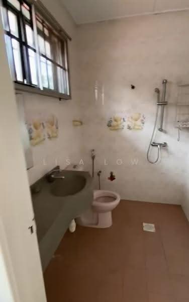 Rumah Teres 2-Tingkat untuk Disewa di Bandar Utama 10 (Bandar Utama) - Lisa Low - Bathroom - PropertyGuru.com.my