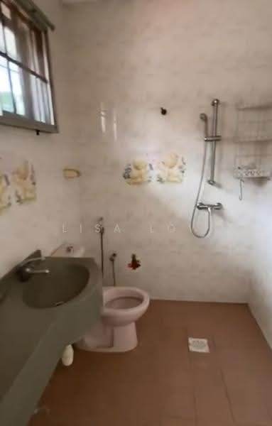Rumah Teres 2-Tingkat untuk Disewa di Bandar Utama 10 (Bandar Utama) - Lisa Low - Bathroom - PropertyGuru.com.my
