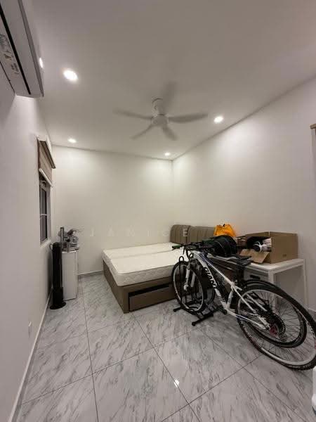 Cluster House for Sale in Taman Ekoflora (Johor Bahru) - Janice . - Bedroom - PropertyGuru.com.my
