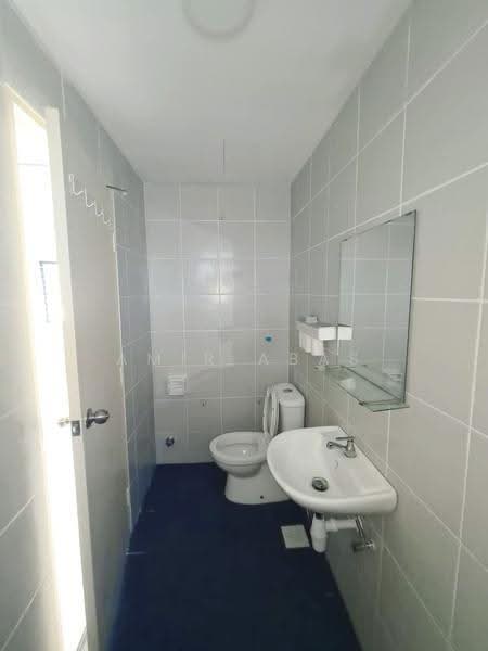 Pangsapuri untuk Disewa di Pr1ma One @ Laman View - Amir Abas - Bathroom - PropertyGuru.com.my