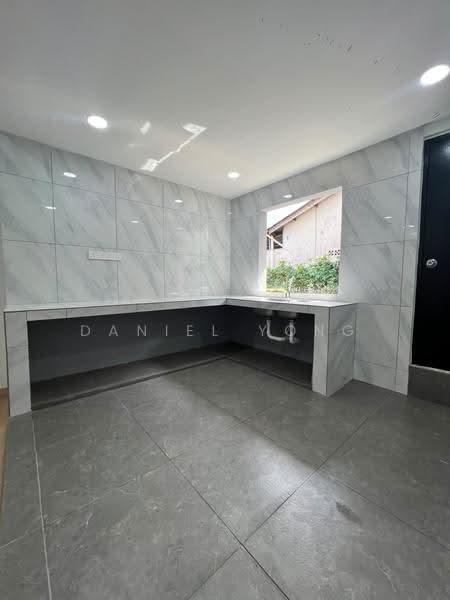 Rumah Teres 1-Tingkat untuk Dijual di Taman Teok (Kulai) - Daniel Yong - Kitchen - PropertyGuru.com.my