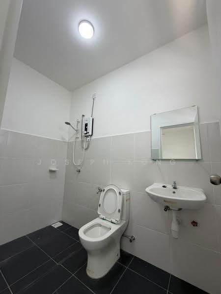 Terraced House for Rent in Kota Masai (Pasir Gudang) - Joseph Kong - Bathroom - PropertyGuru.com.my
