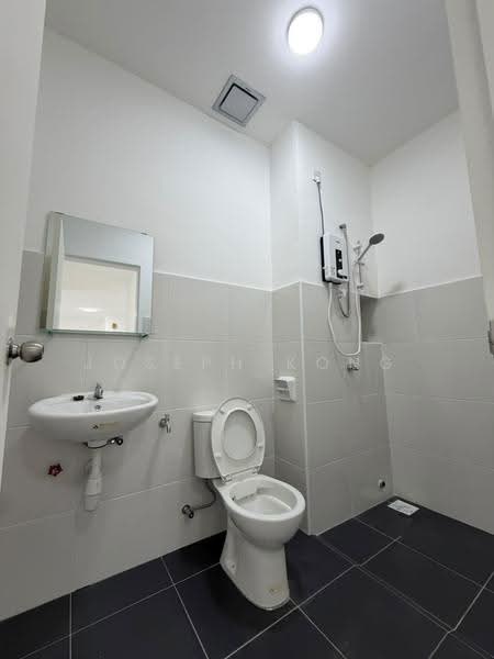 Terraced House for Rent in Kota Masai (Pasir Gudang) - Joseph Kong - Bathroom - PropertyGuru.com.my