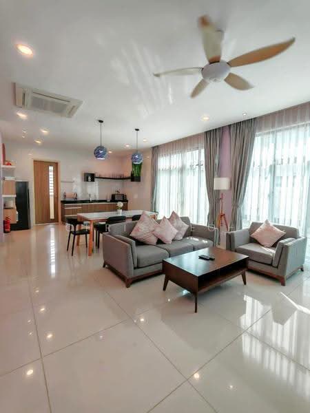 Rumah Berkembar untuk Disewa di Batu Ferringhi (Penang) - Chris Teoh - Living Room - PropertyGuru.com.my