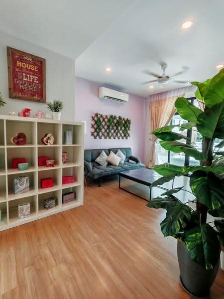 Rumah Berkembar untuk Disewa di Batu Ferringhi (Penang) - Chris Teoh - Living Room - PropertyGuru.com.my