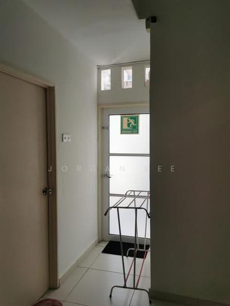 Pangsapuri untuk Disewa di Rumah Pangsa Sri Bacang (Jasa) - Jordan Lee - Corridor - PropertyGuru.com.my