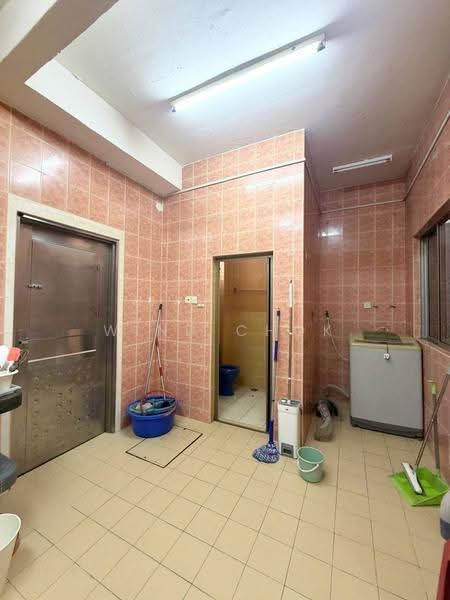 Rumah Teres 2-Tingkat untuk Dijual di Taman Setia Indah (Tebrau) - Wind Chok - Bathroom - PropertyGuru.com.my