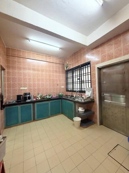 Rumah Teres 2-Tingkat untuk Dijual di Taman Setia Indah (Tebrau) - Wind Chok - Kitchen - PropertyGuru.com.my