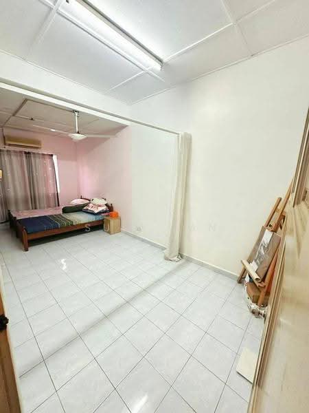 2-storey Terraced House for Sale in Kampung Batu Muda (Batu Caves) - Suki Tan - Bedroom - PropertyGuru.com.my