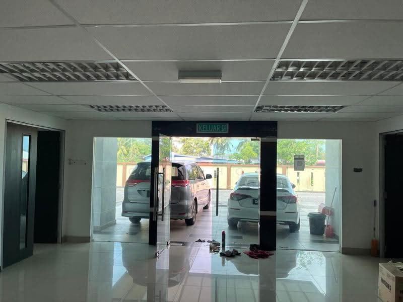 Warehouse for Sale in Gong Badak (Kuala Nerus) - C C Khor - Entrance - PropertyGuru.com.my