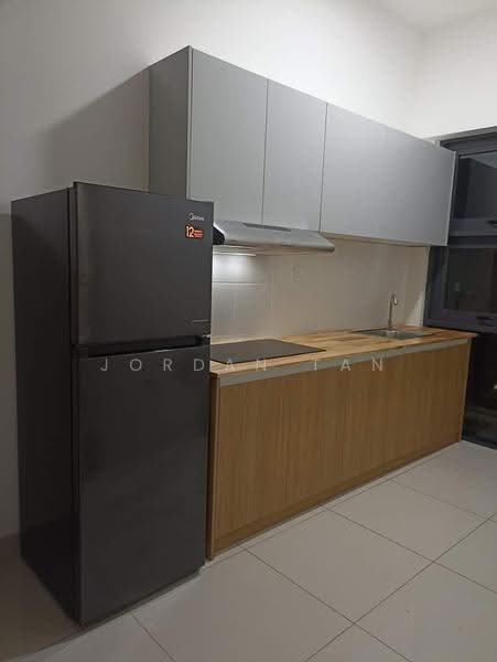 Kediaman Servis untuk Dijual di Pacific Star (Service Residence) - Jordan Tan - Kitchen - PropertyGuru.com.my