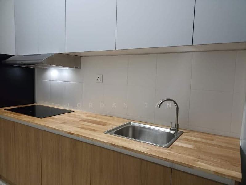 Kediaman Servis untuk Dijual di Pacific Star (Service Residence) - Jordan Tan - Kitchen - PropertyGuru.com.my