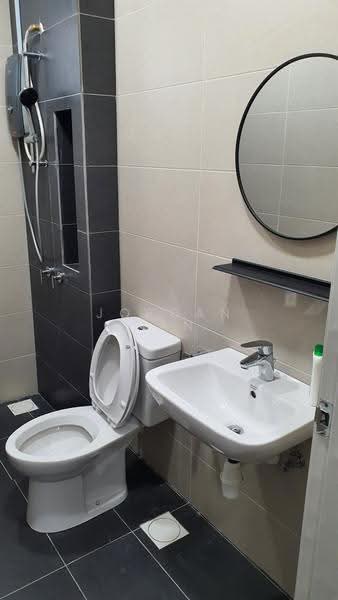 Kediaman Servis untuk Dijual di Pacific Star (Service Residence) - Jordan Tan - Bathroom - PropertyGuru.com.my