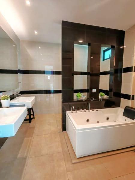 Semi-Detached House for Sale in Batu Ferringhi (Penang) - Chris Teoh - Bathroom - PropertyGuru.com.my