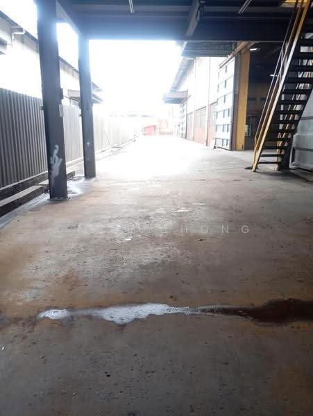 Gudang untuk Disewa di Taman Perindustrian Taming Jaya (Balakong) - Annie Chong - Exterior - PropertyGuru.com.my