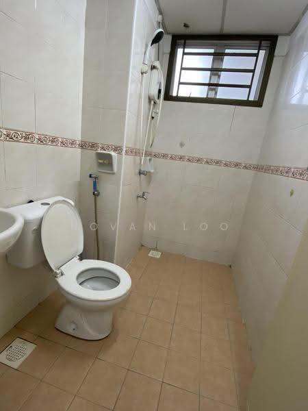Apartment for Rent at Nusa Perdana Apartment - Novan Loo - Bathroom - PropertyGuru.com.my