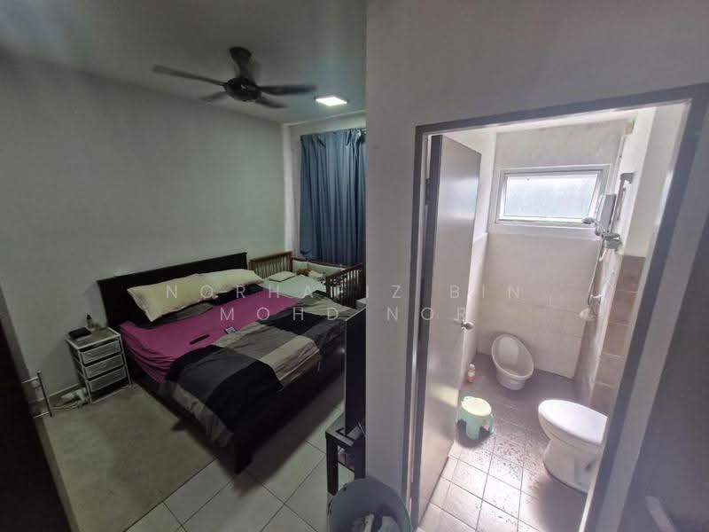 Service Residence for Rent at Suria Jelutong - Norhafiz Bin Mohd Nor - Bedroom - PropertyGuru.com.my