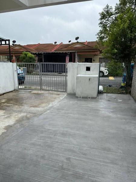 2-storey Terraced House for Sale in Banting (Selangor) - Danial Mohd Zaki - PropertyGuru.com.my