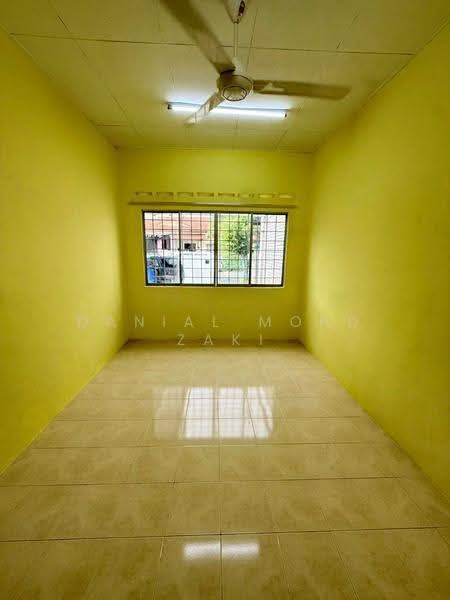 2-storey Terraced House for Sale in Banting (Selangor) - Danial Mohd Zaki - PropertyGuru.com.my