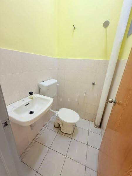 2-storey Terraced House for Sale in Banting (Selangor) - Danial Mohd Zaki - PropertyGuru.com.my