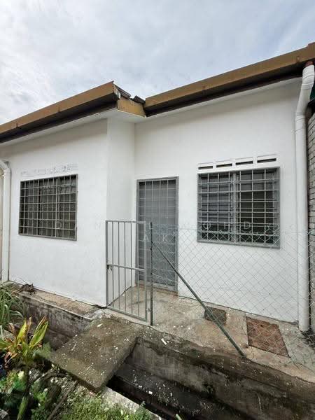 2-storey Terraced House for Sale in Banting (Selangor) - Danial Mohd Zaki - PropertyGuru.com.my