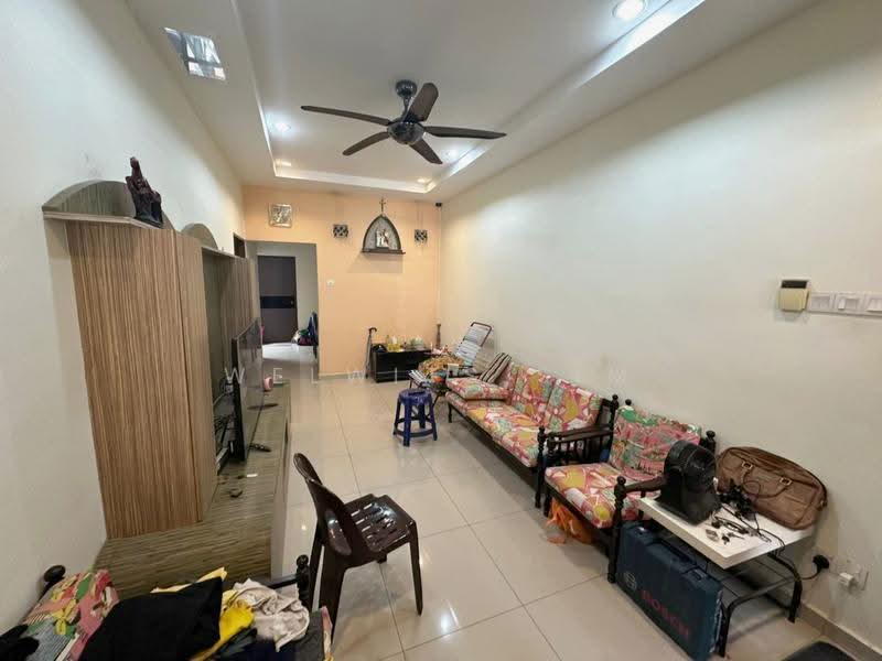 1-storey Terraced House for Sale in Pantai Jerejak (Bayan Lepas) - Welwits Sim - Living Room - PropertyGuru.com.my