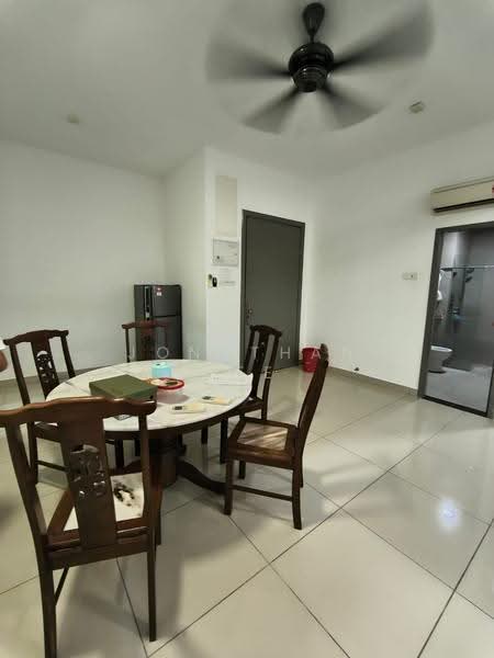 Condominium for Sale at Setia Pinnacle - Jonathan Lee - Dining Room - PropertyGuru.com.my