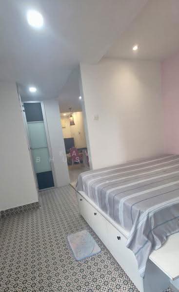 Kondominium untuk Disewa di Residence 8 - Kavin Bhusan Dev - Bedroom - PropertyGuru.com.my