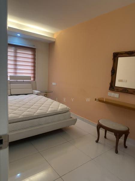 Kondominium untuk Dijual di Endah Regal Condominium - Shirley Wai - Bedroom - PropertyGuru.com.my