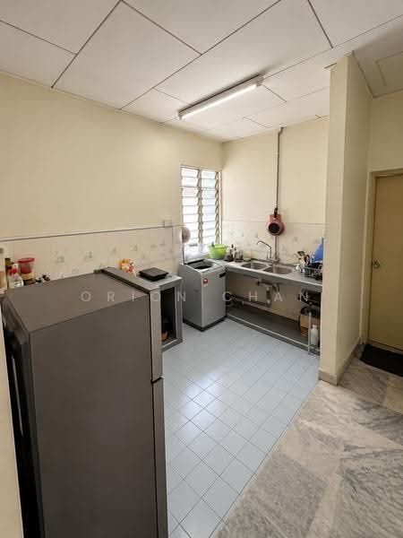 Apartment for Sale at Subang Perdana Goodyear Court 6 - Orion Chan - Kitchen - PropertyGuru.com.my