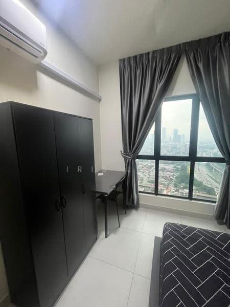 Kediaman Servis untuk Disewa di Majestic Maxim - Iris Lee - Bedroom - PropertyGuru.com.my