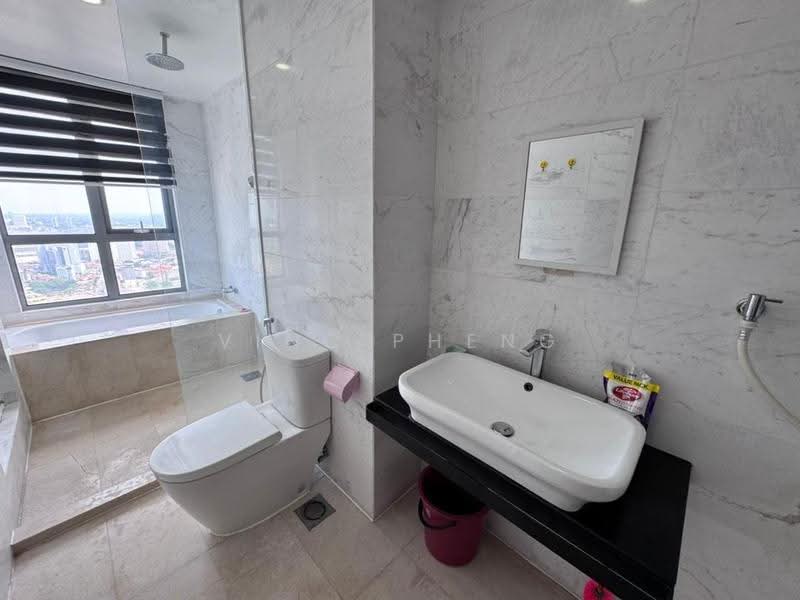 Condominium for Rent at Silverscape Residences - Vinc Pheng - Bathroom - PropertyGuru.com.my