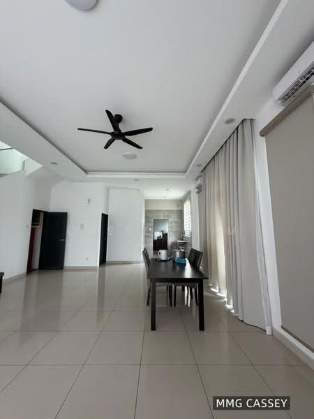 Rumah Berkembar untuk Disewa di Canary Garden (Klang) - Cassey Lim - Dining Room - PropertyGuru.com.my