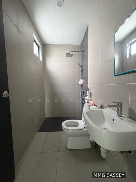 Rumah Berkembar untuk Disewa di Canary Garden (Klang) - Cassey Lim - Bathroom - PropertyGuru.com.my
