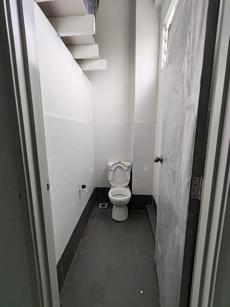 Kedai / Pejabat untuk Disewa di Rembia (Alor Gajah) - KK Yap - Bathroom - PropertyGuru.com.my